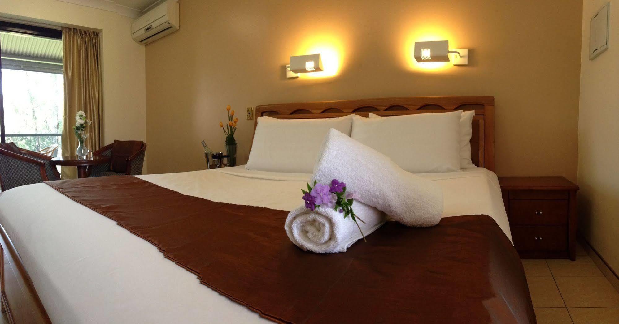 Novena Palms Motel Brisbane Bagian luar foto